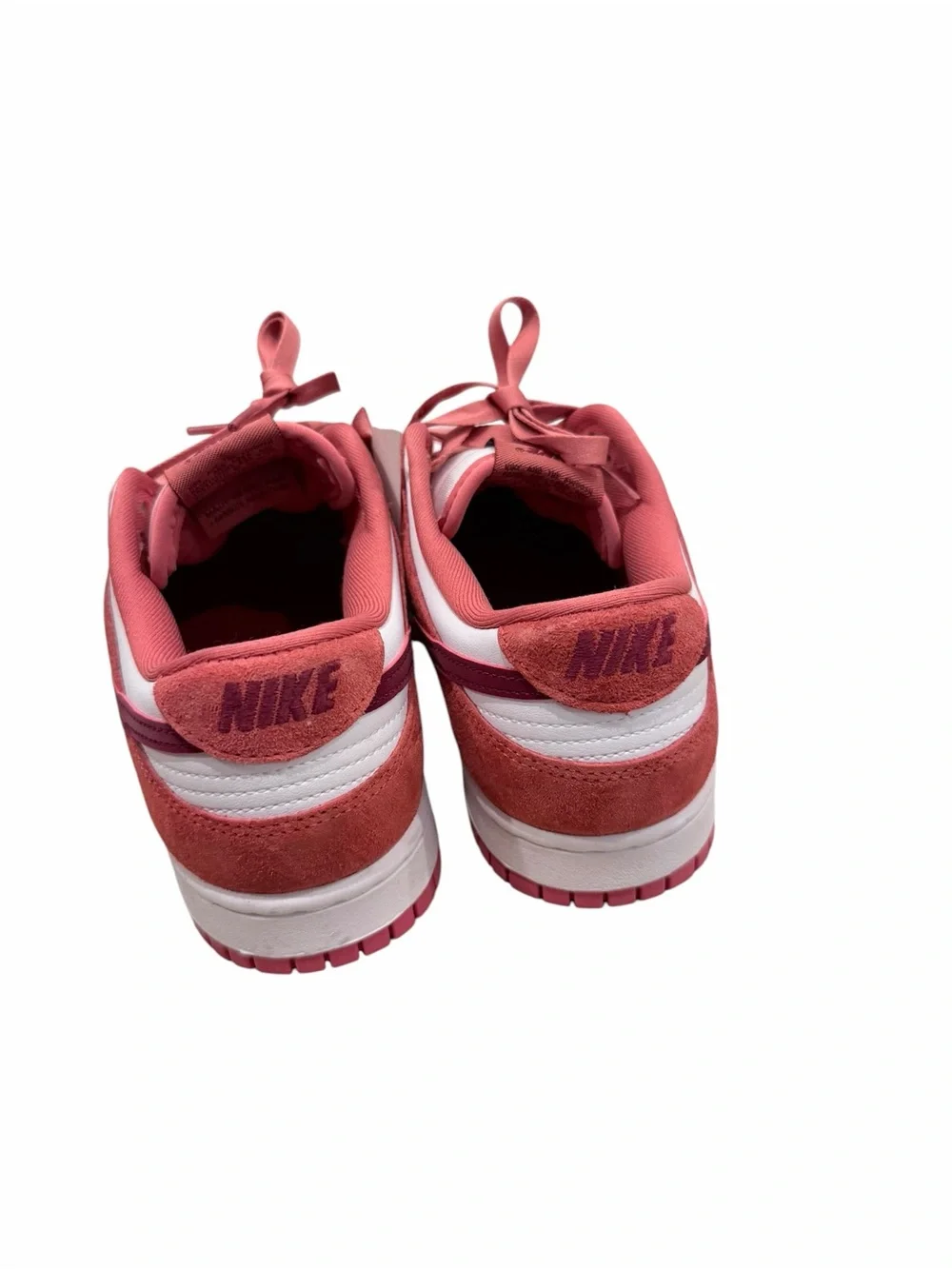Nike DUNK LOW 'VALENTINE'S DAY 2024
